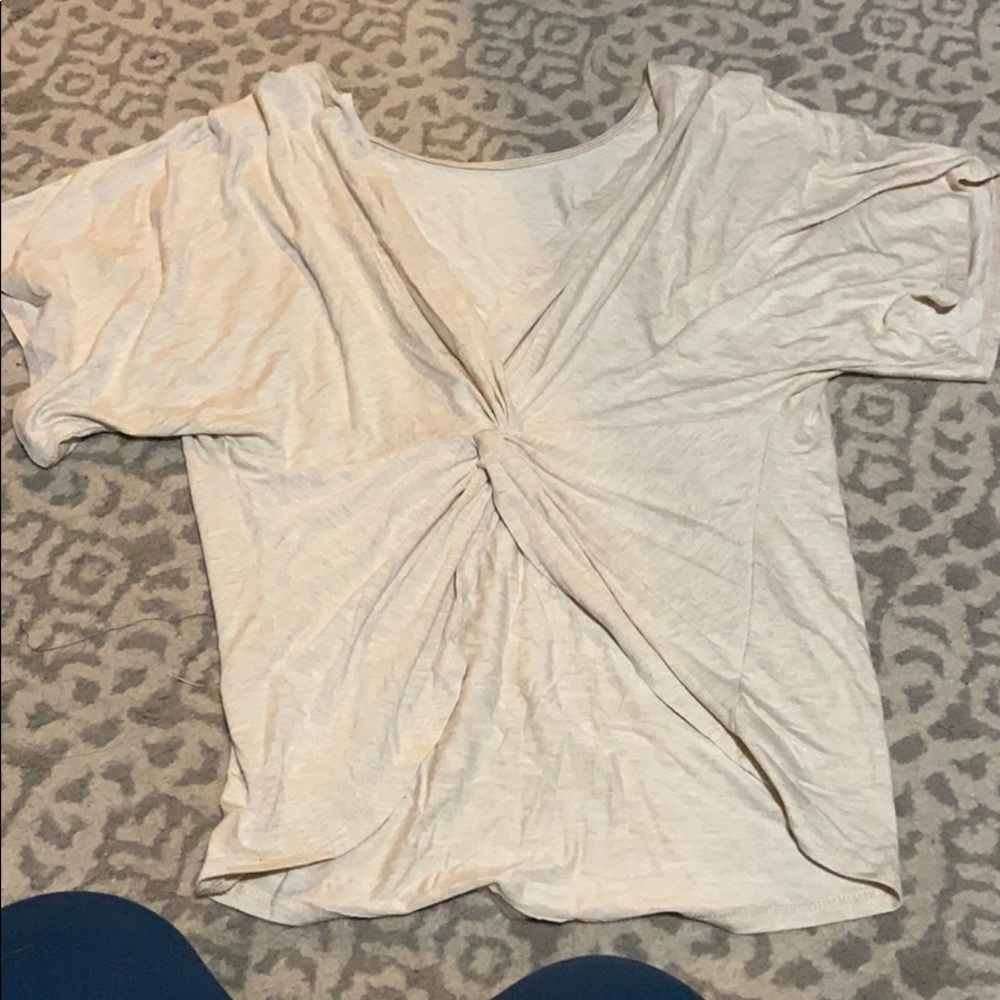 Short sleeve back cut out